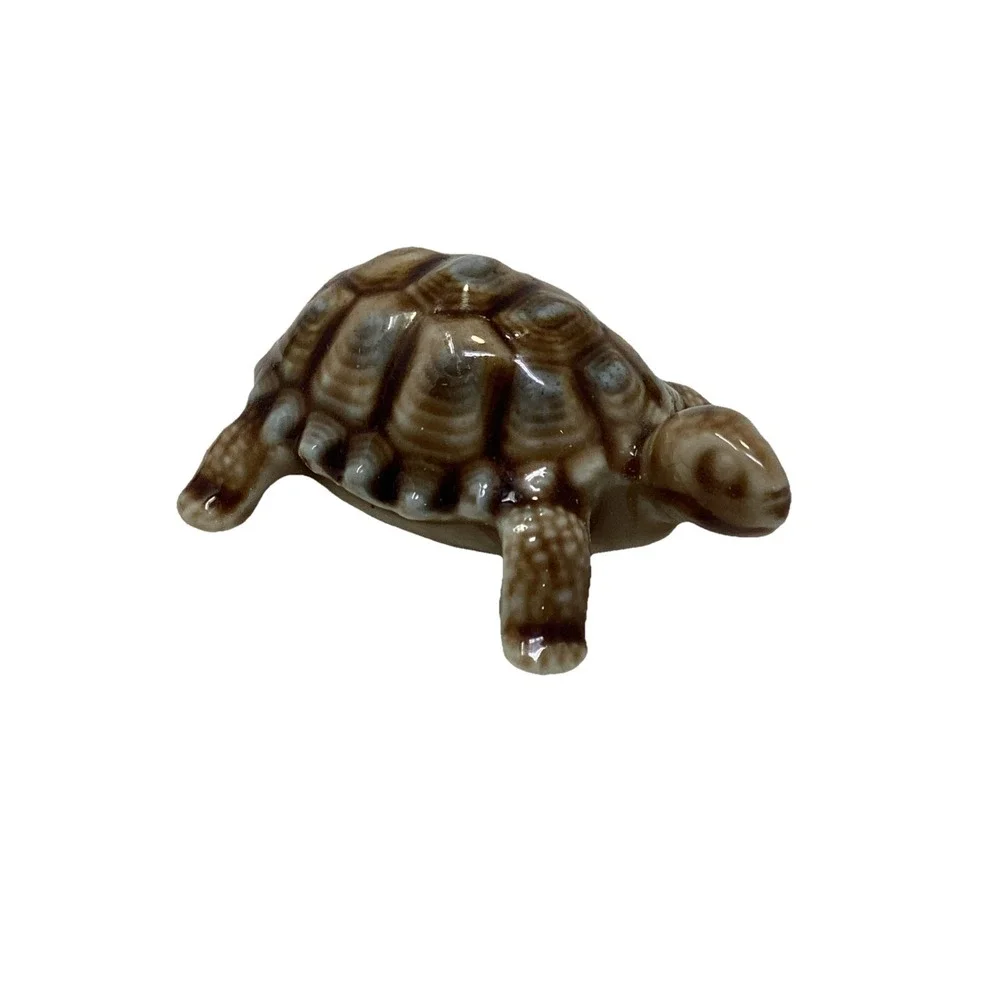 Wade Figurine Tortoise Turtle Reptile Made in England Vintage Porcelain 3